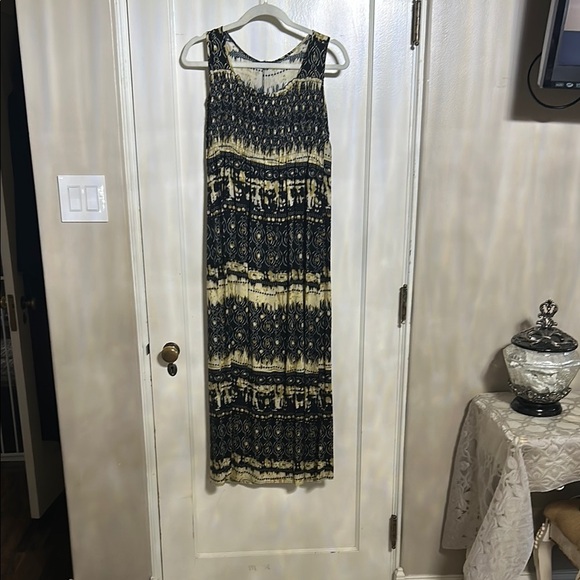 Notations Smocked Black and Cream Sundress - Picture 1 of 3